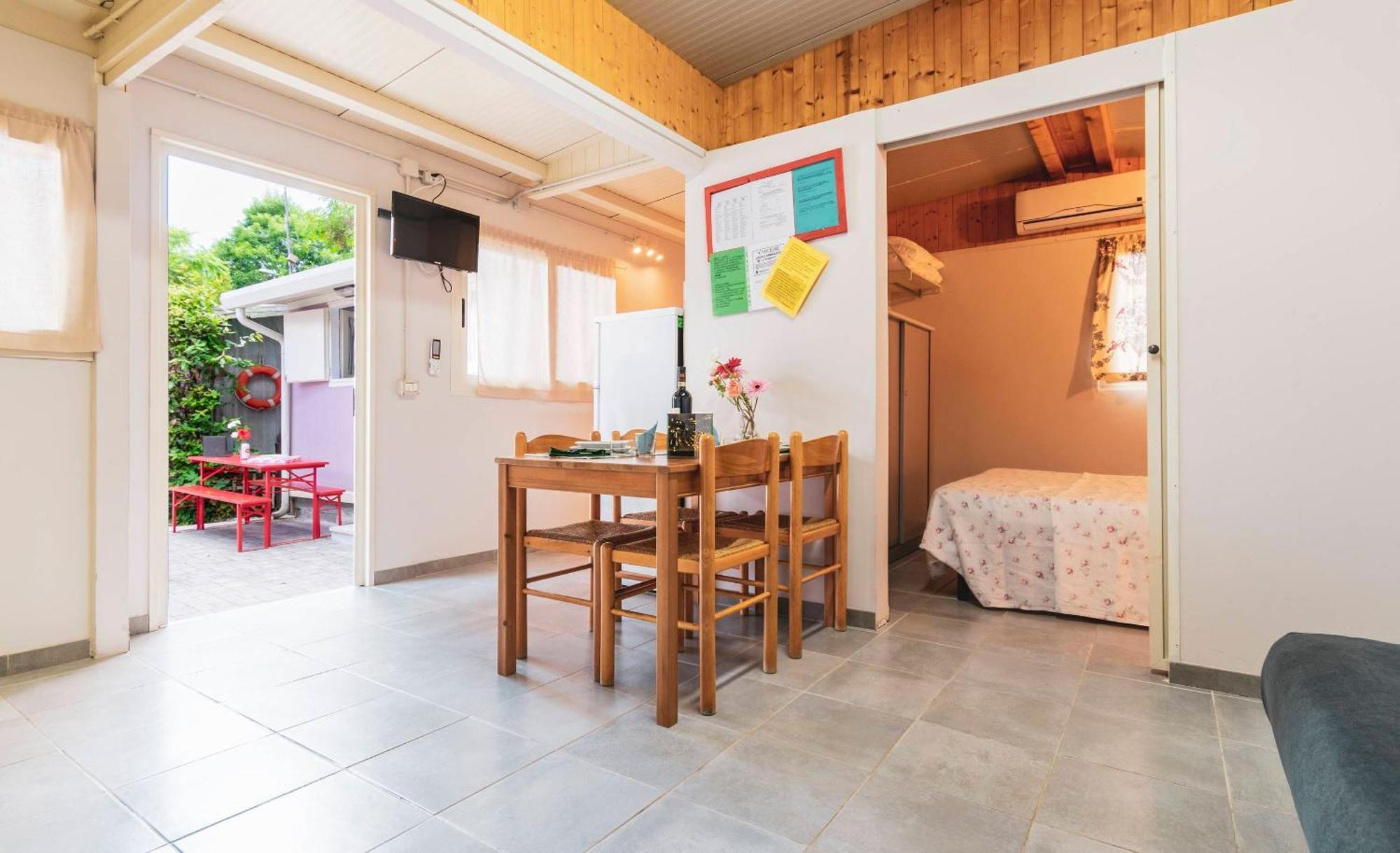 Camping Oasi Marina di Massa Εξωτερικό φωτογραφία